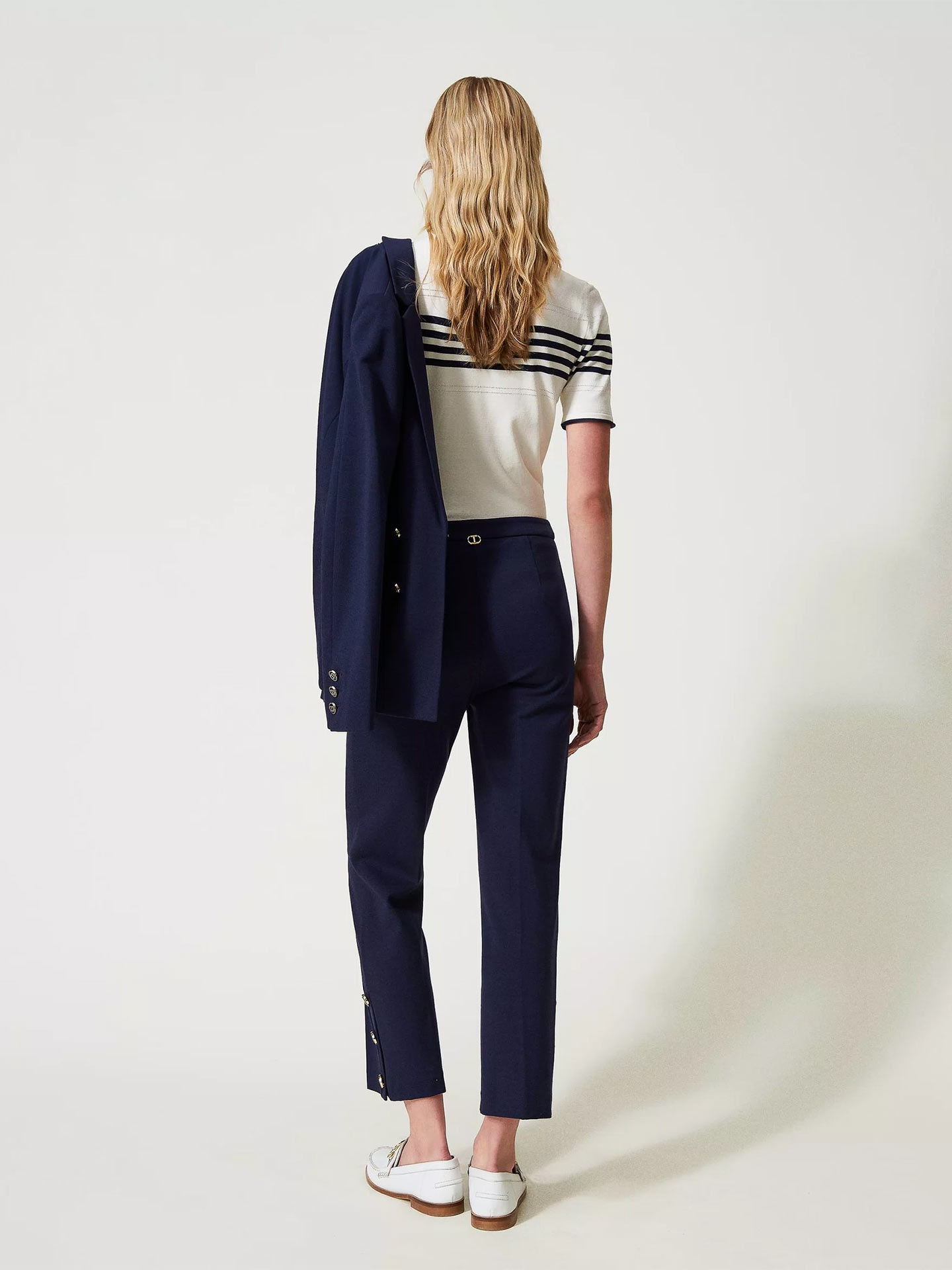 Calças Cropped Fit