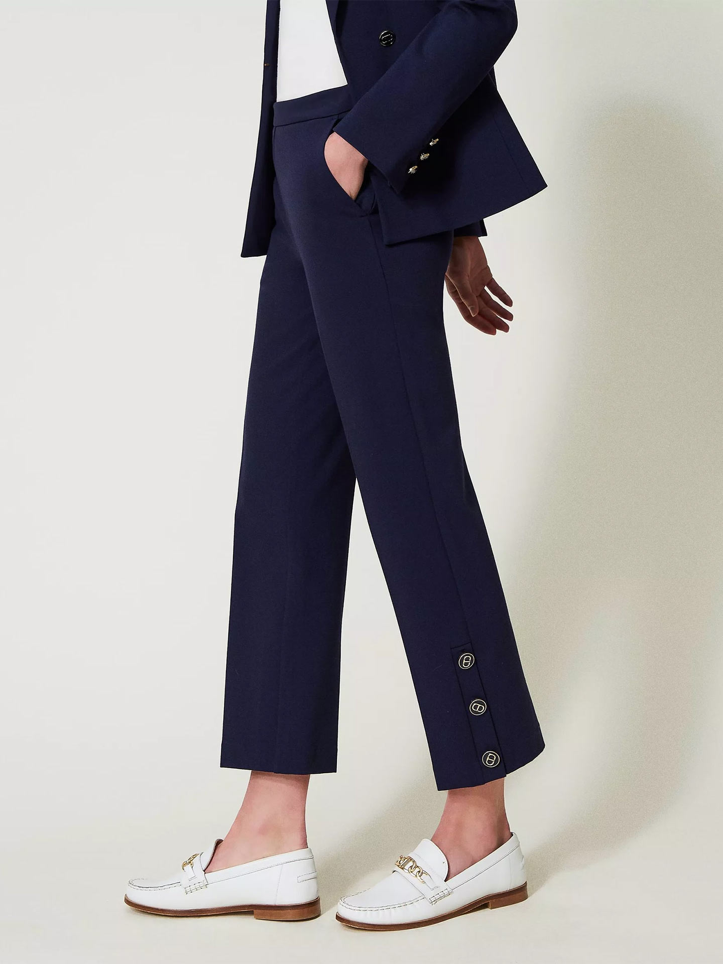 Calças Cropped Fit