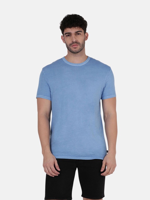 T-Shirt B�sica