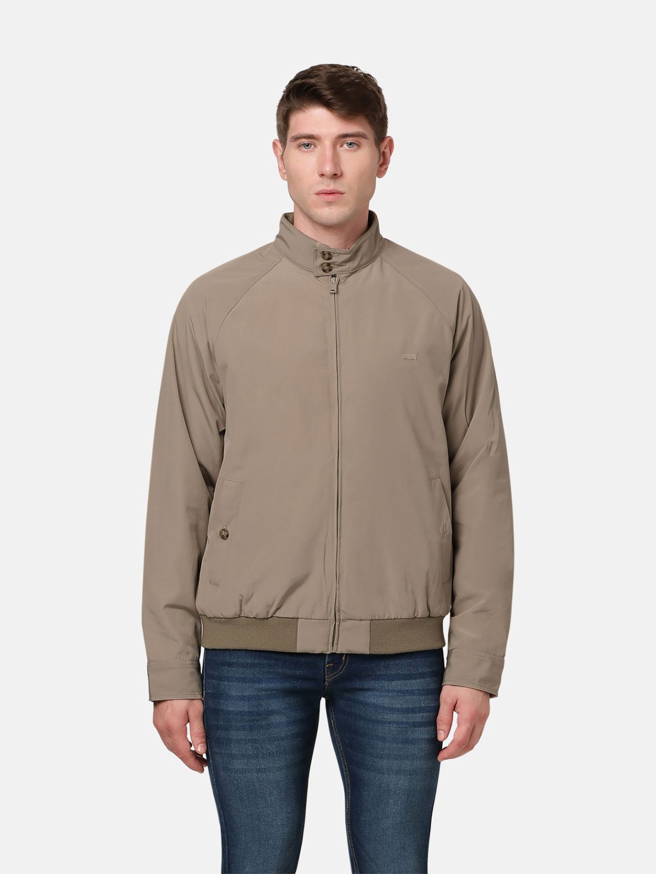 Blus�o Baker Harrington