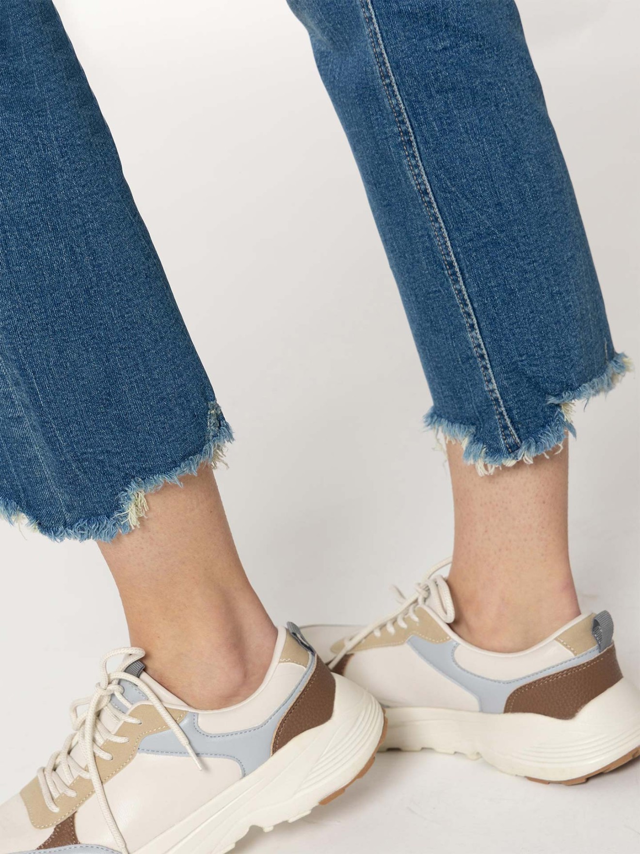 Cal�as de Ganga Cropped Fit