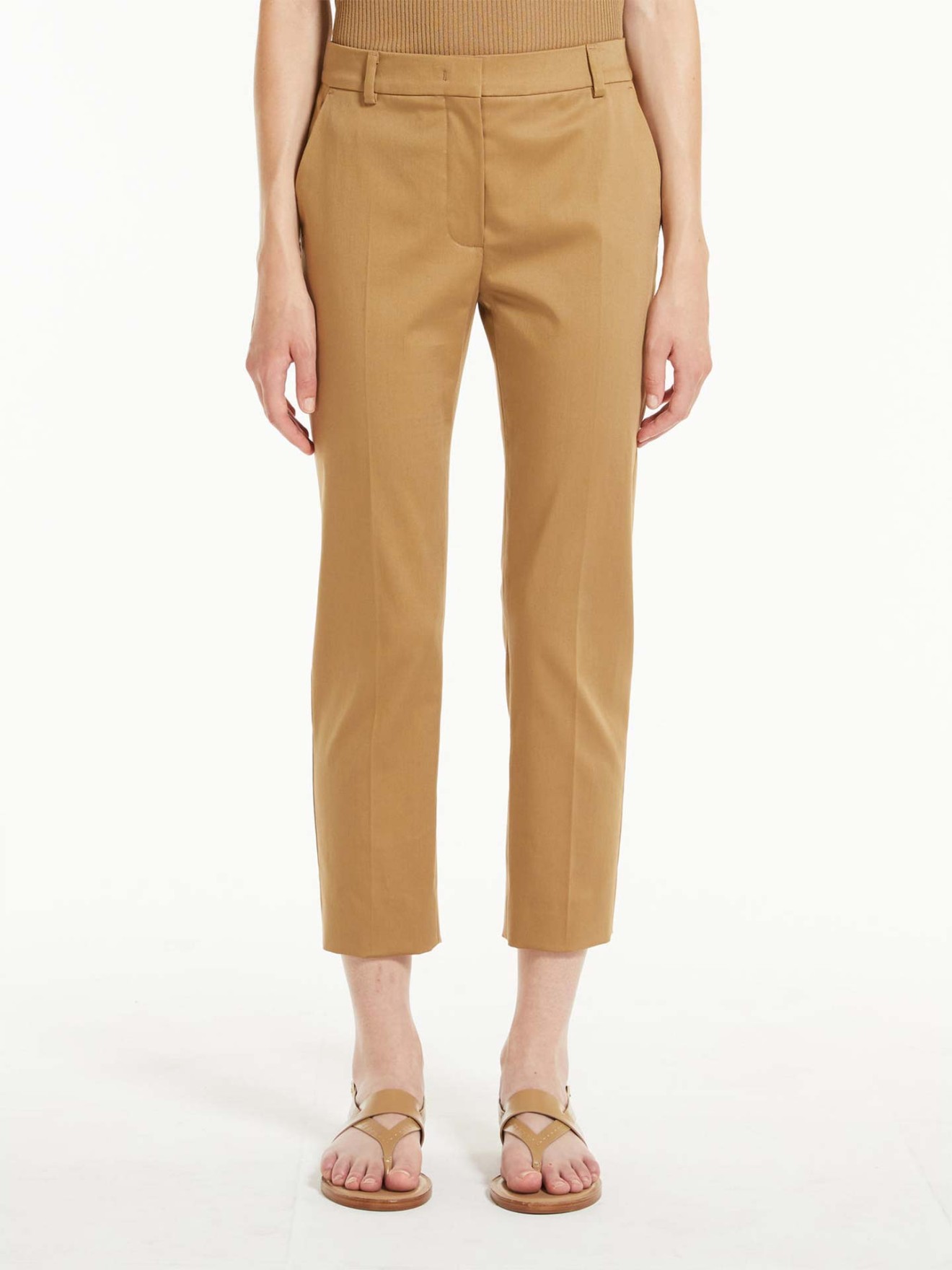 Calças Cropped Fit