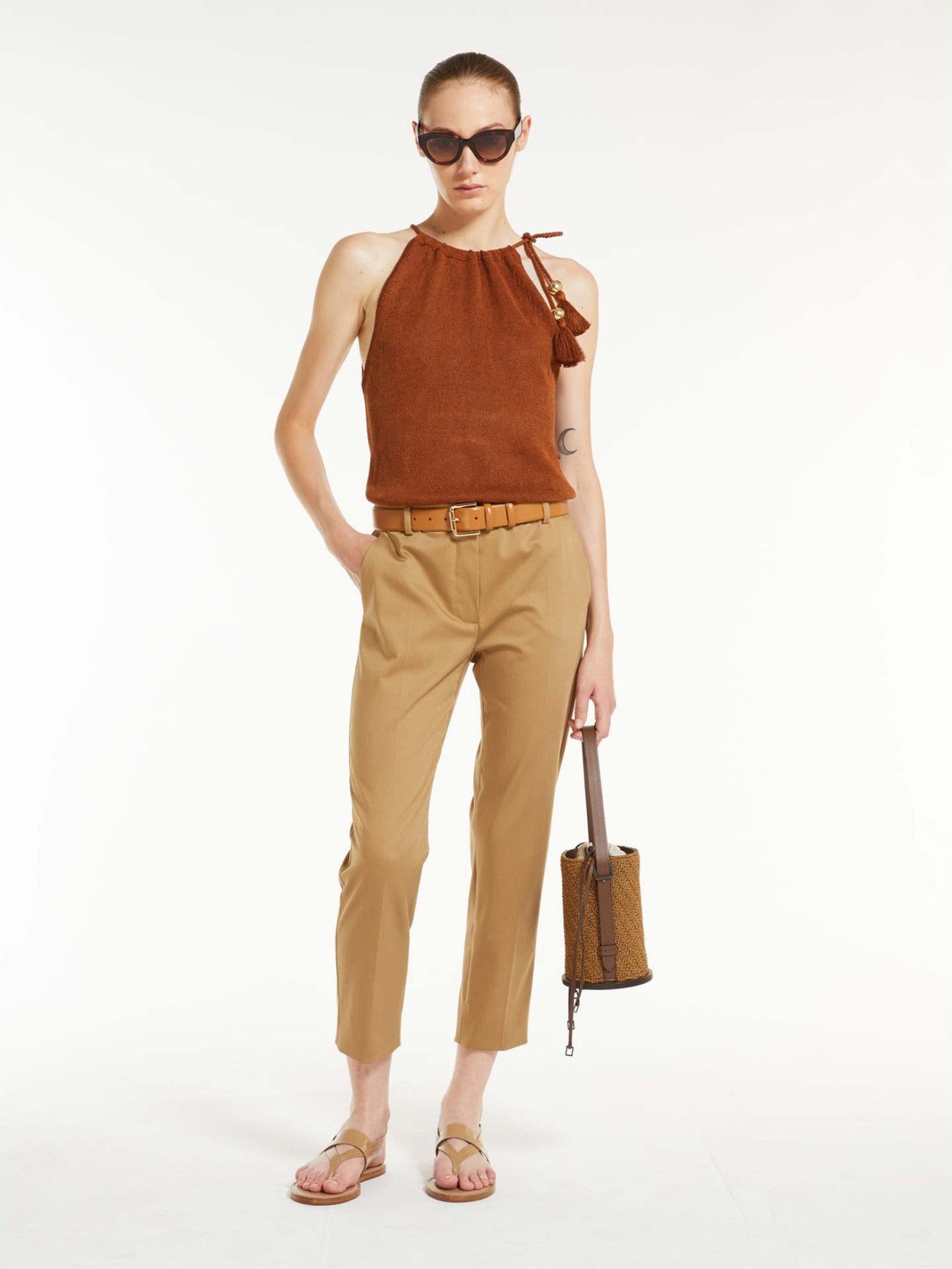 Calças Cropped Fit
