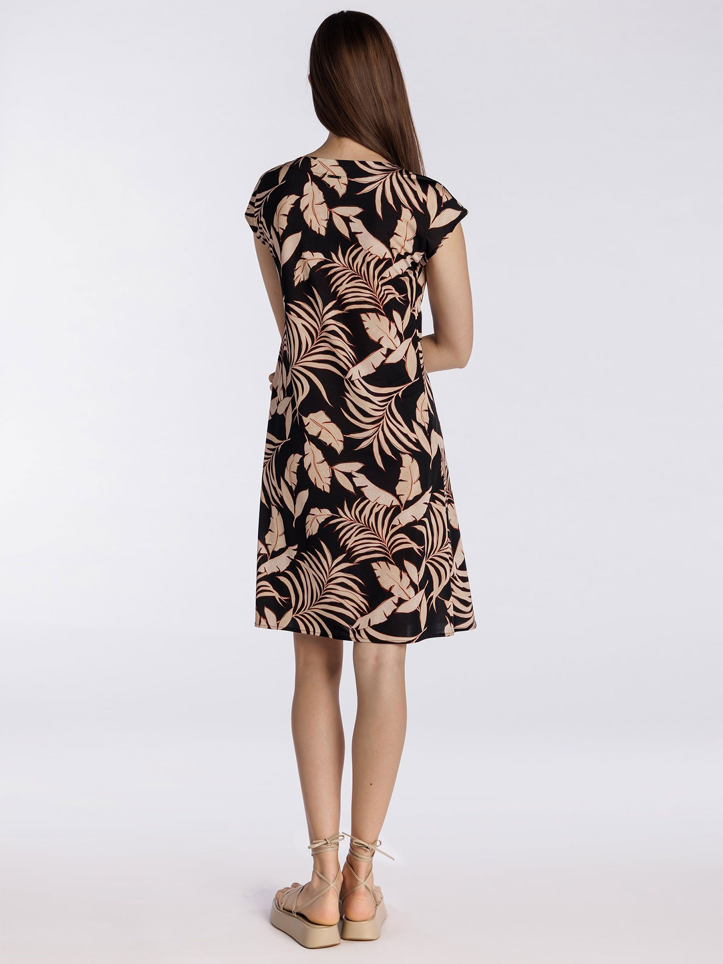 Vestido com Padrão