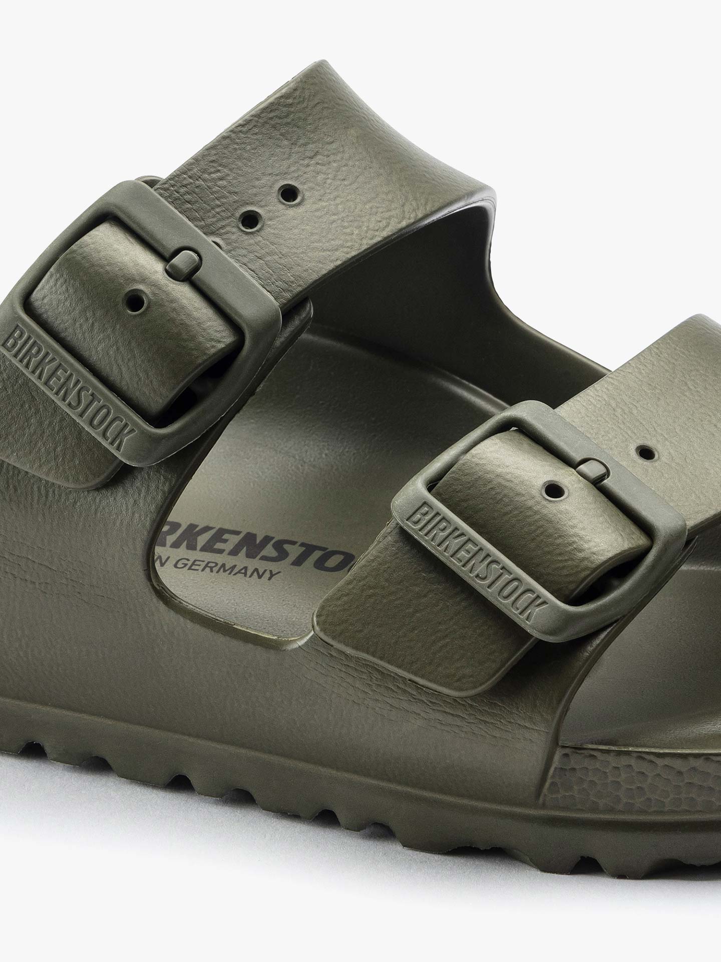 Sandálias Arizona Essentials