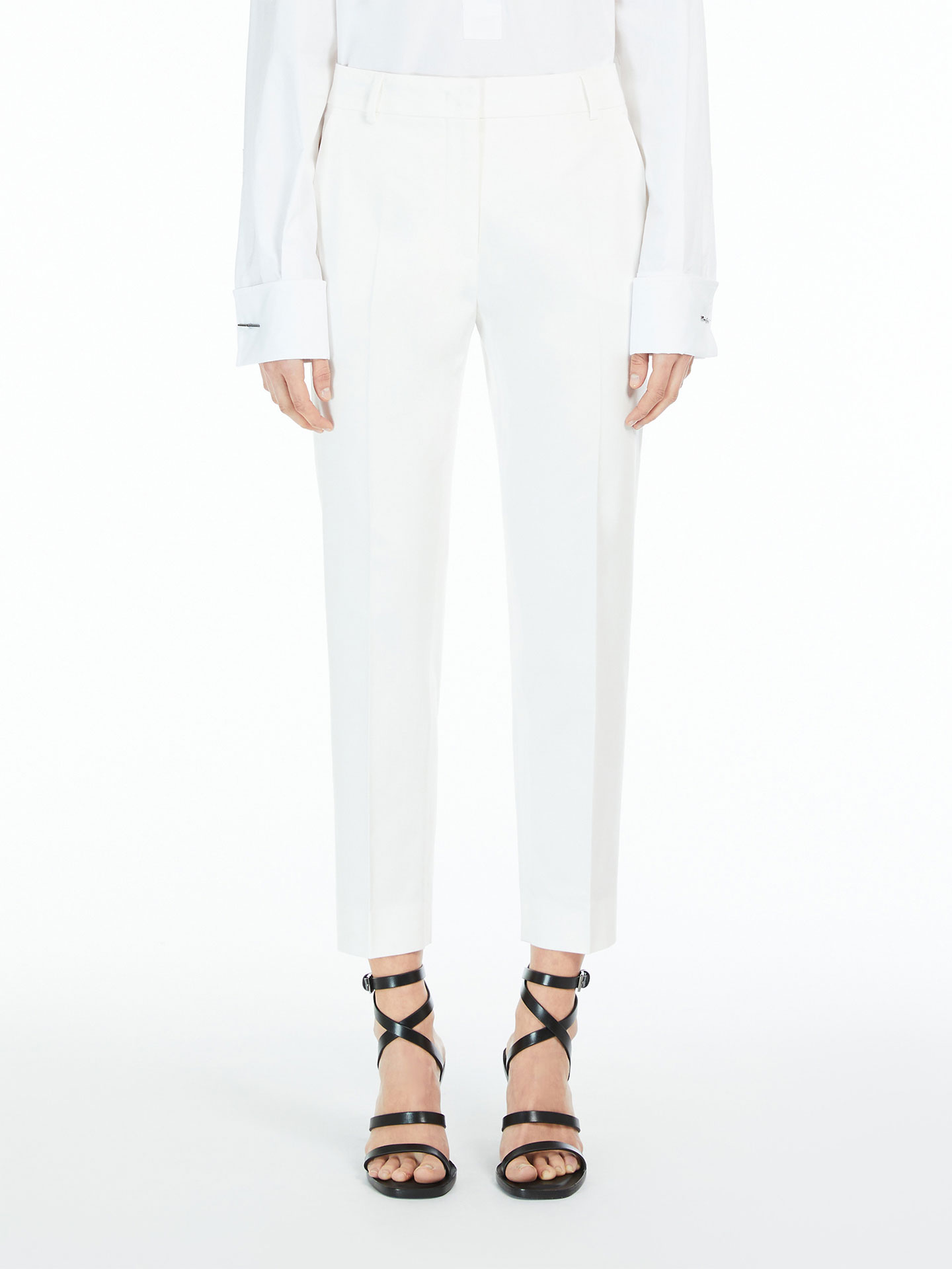 Calças Cropped Fit