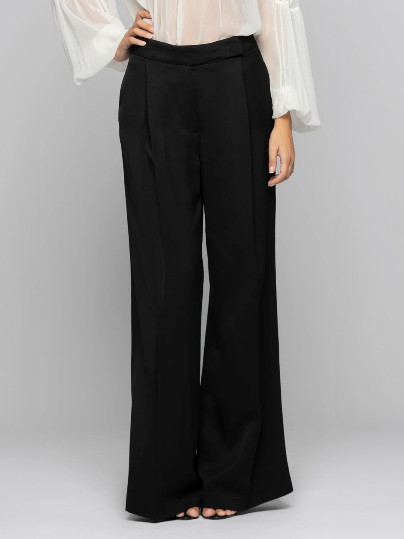 Cal�as Wide Leg