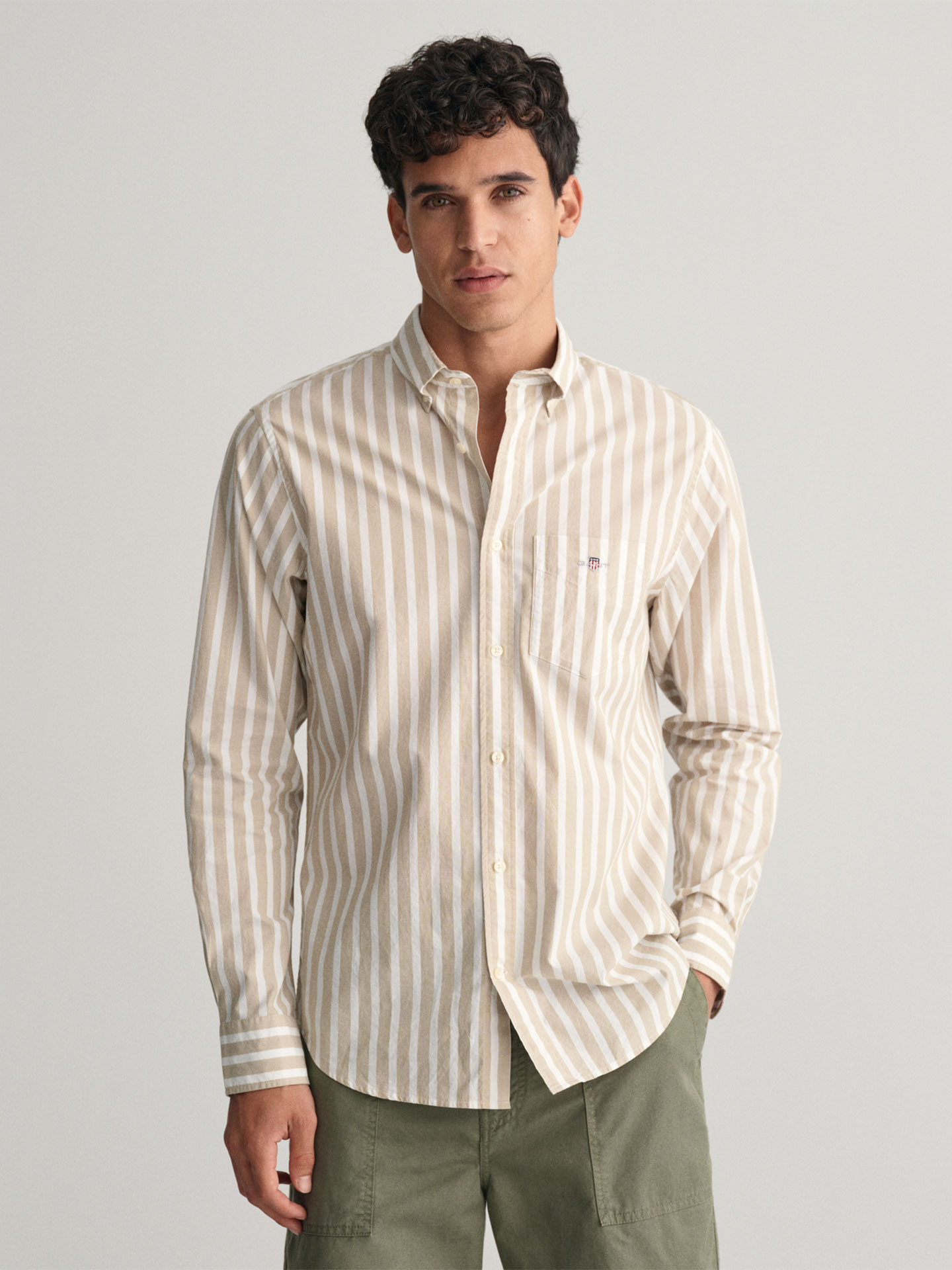 Camisa às Riscas