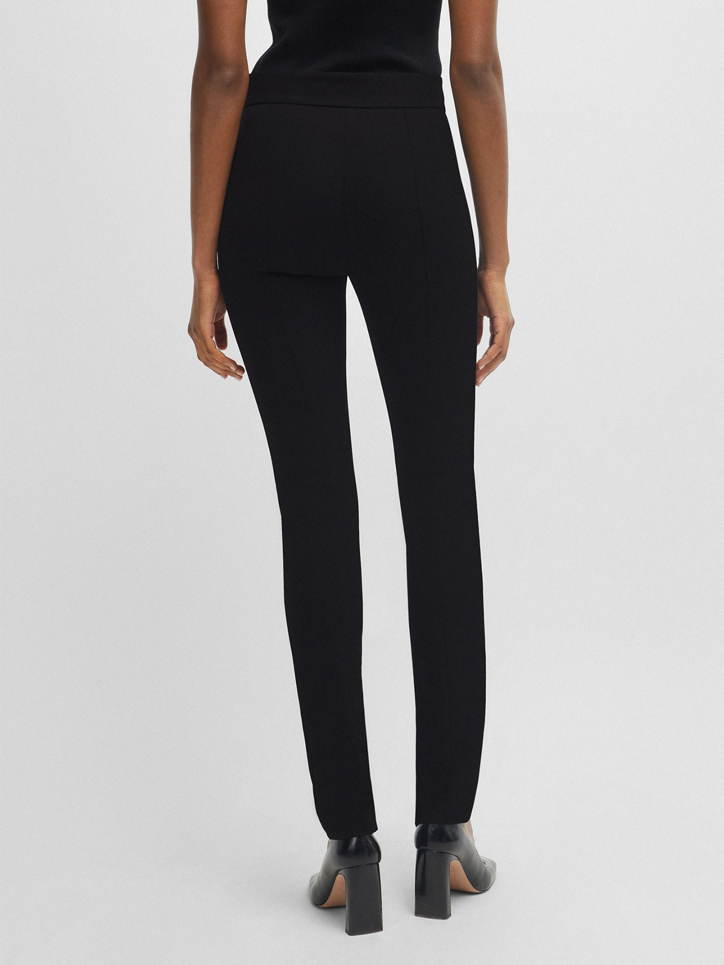 Calças Slim Fit