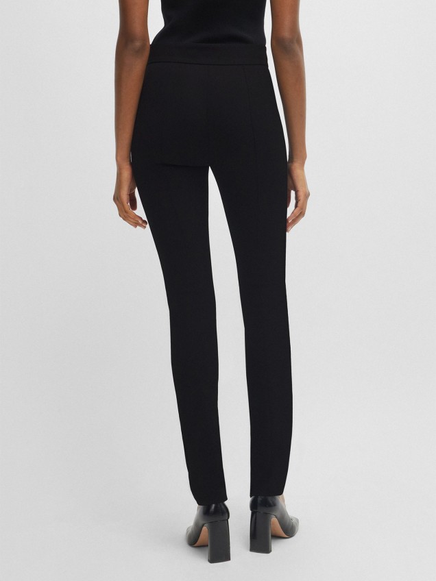 Calças Slim Fit