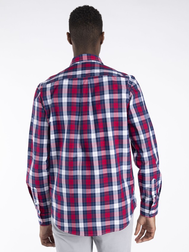 Camisa aos Quadrados