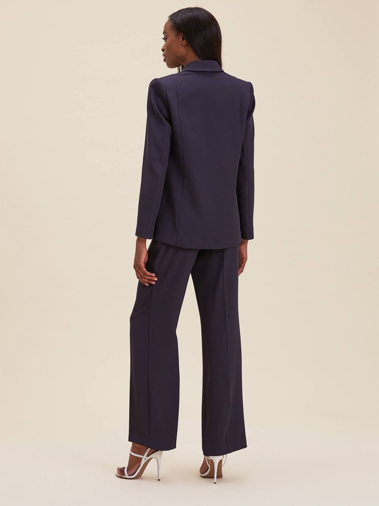 Cal�as Straight Fit