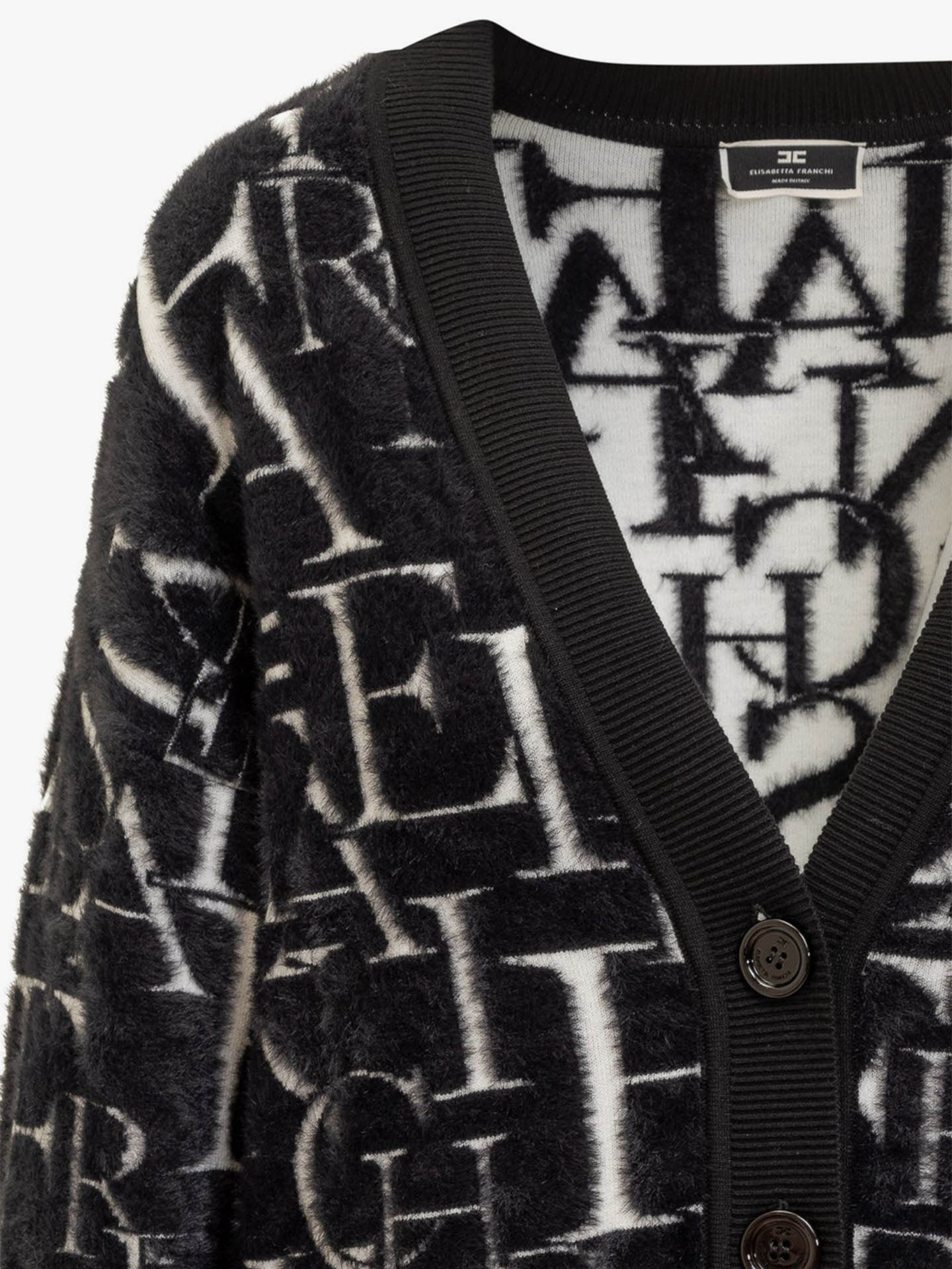 Cardigan com Padrão