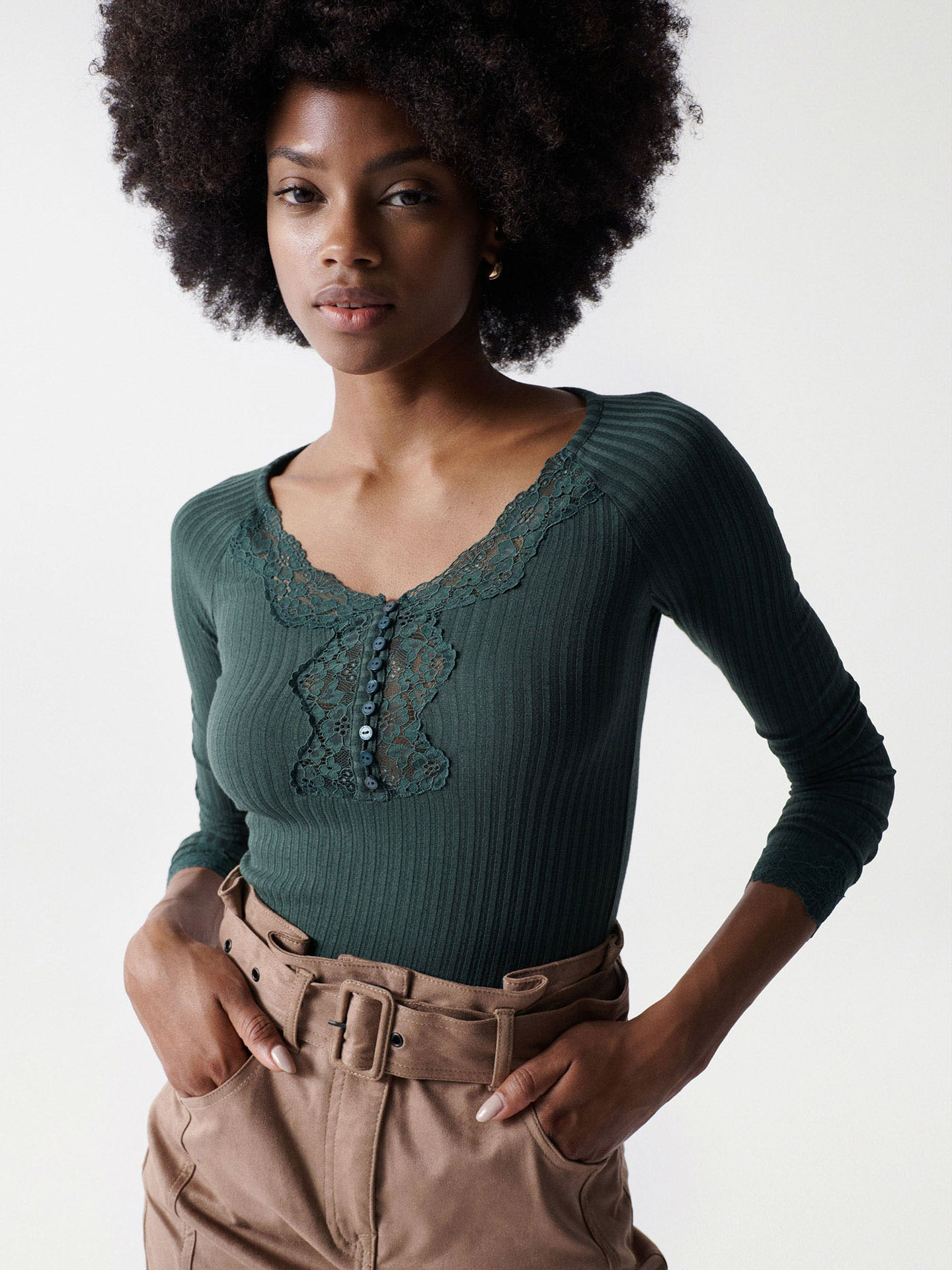 Camisola Canelada com Renda
