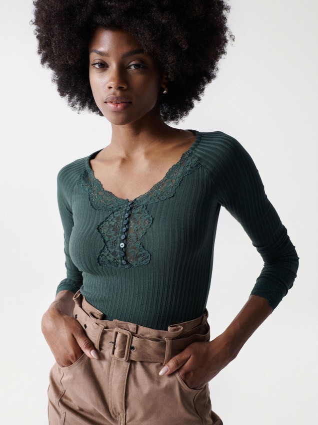 Camisola Canelada com Renda