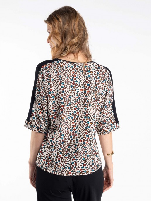 Blusa com Padro