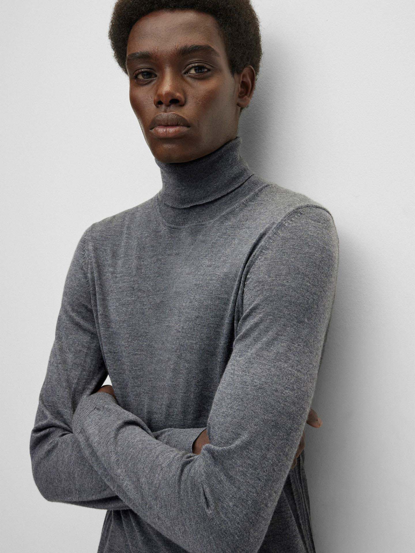 Camisola de Gola Alta Slim FIt