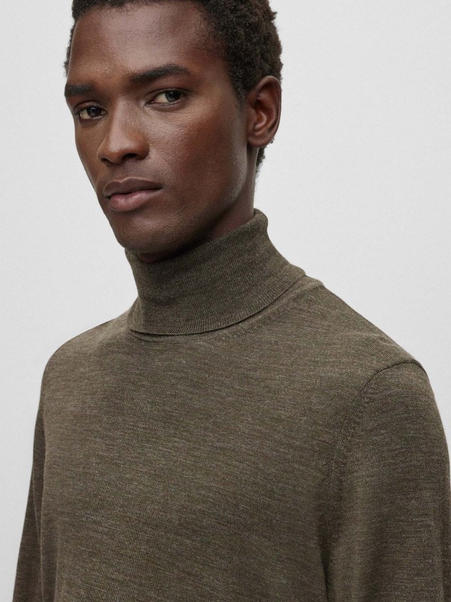 Camisola de Gola Alta Slim FIt