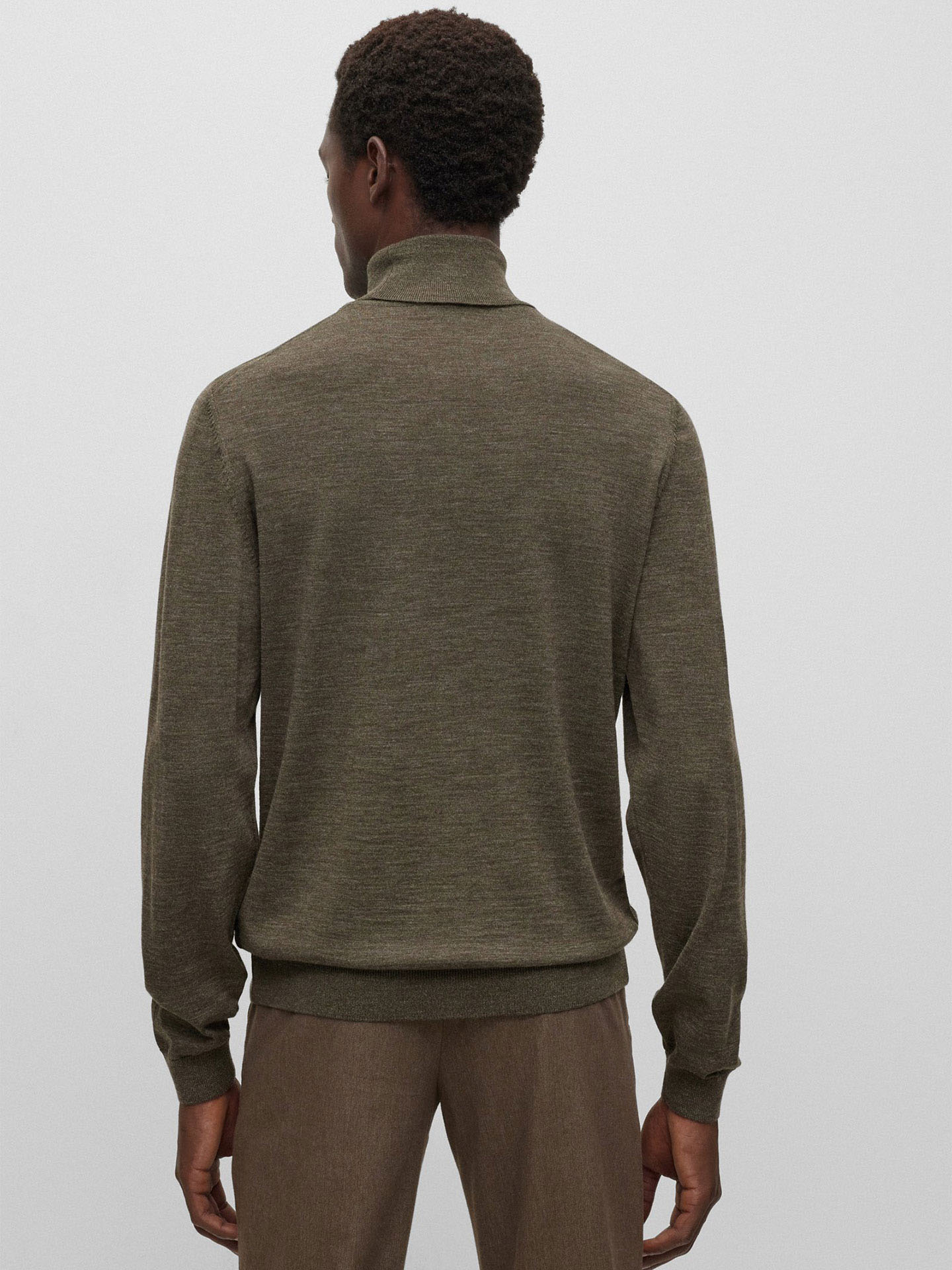 Camisola de Gola Alta Slim FIt