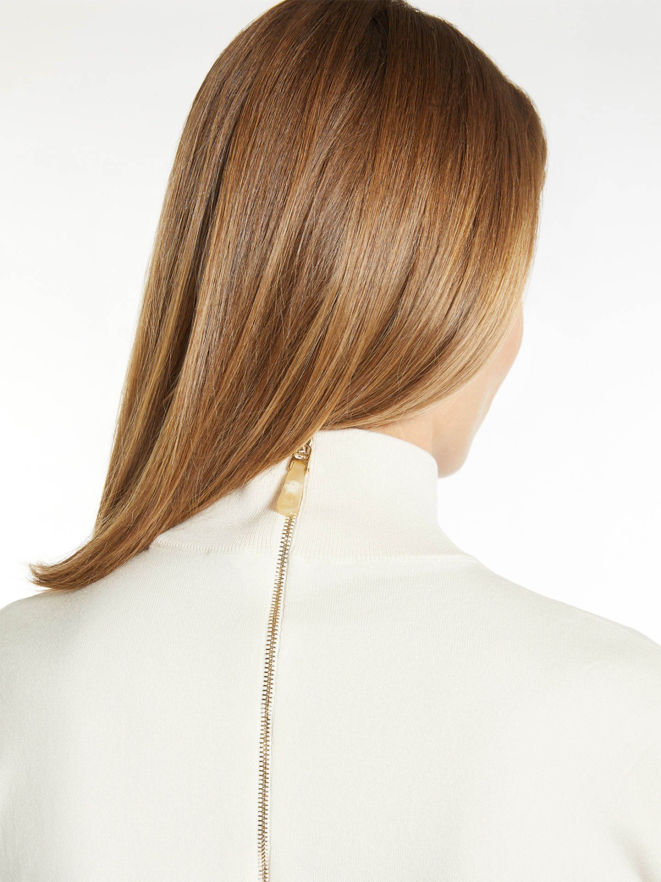 Camisola de Gola Alta em L�