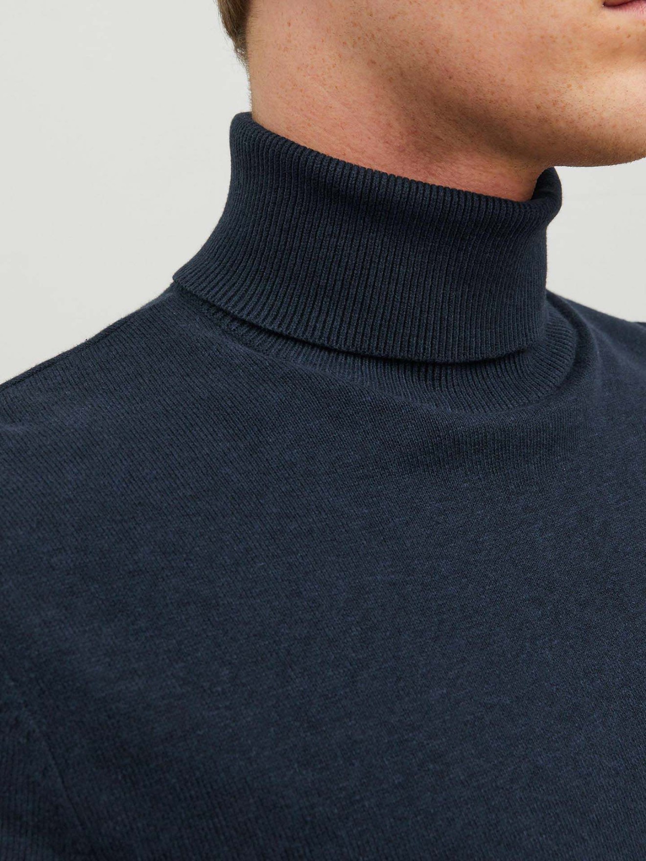 Camisola de Gola Alta