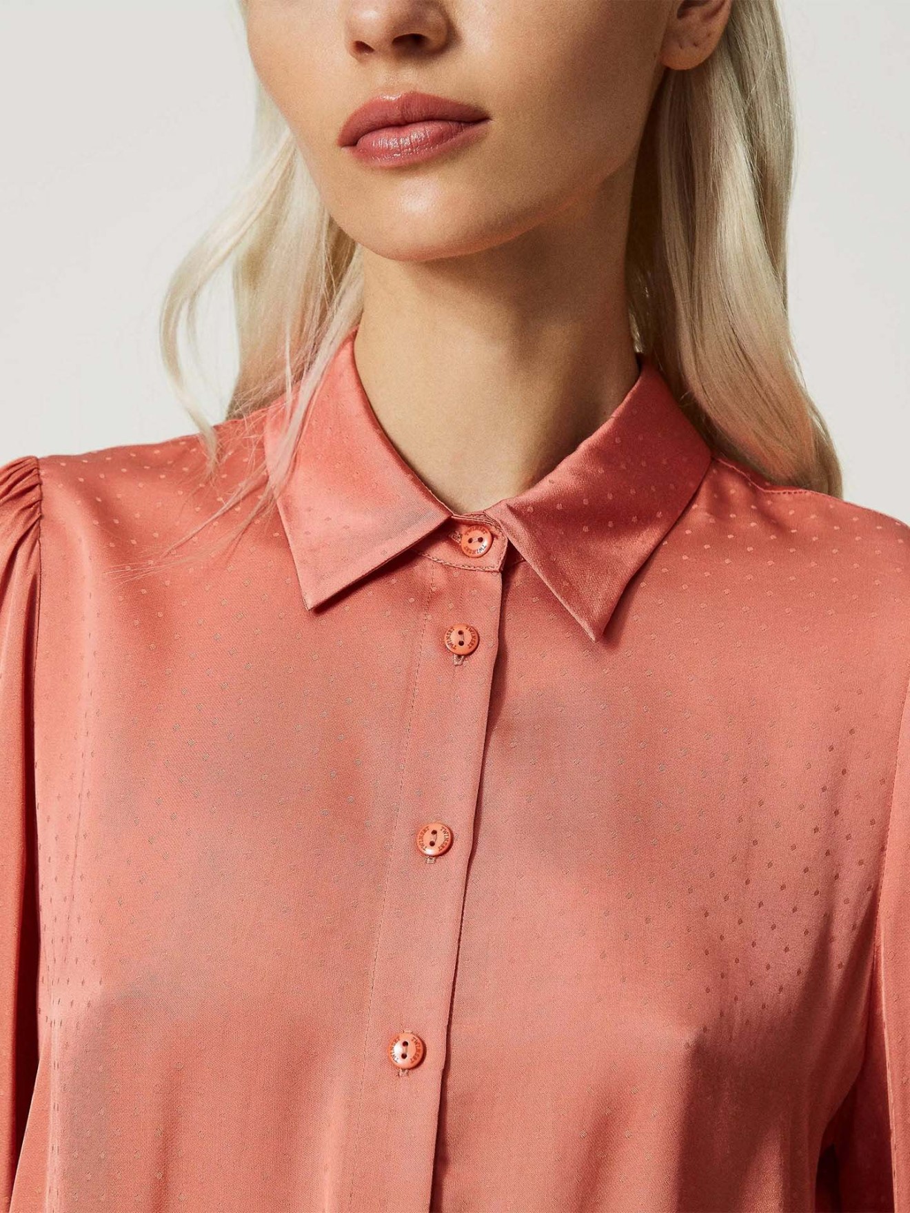 Camisa Acetinada