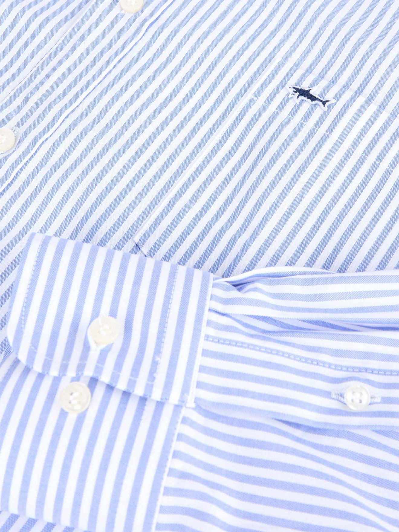 Camisa às Riscas