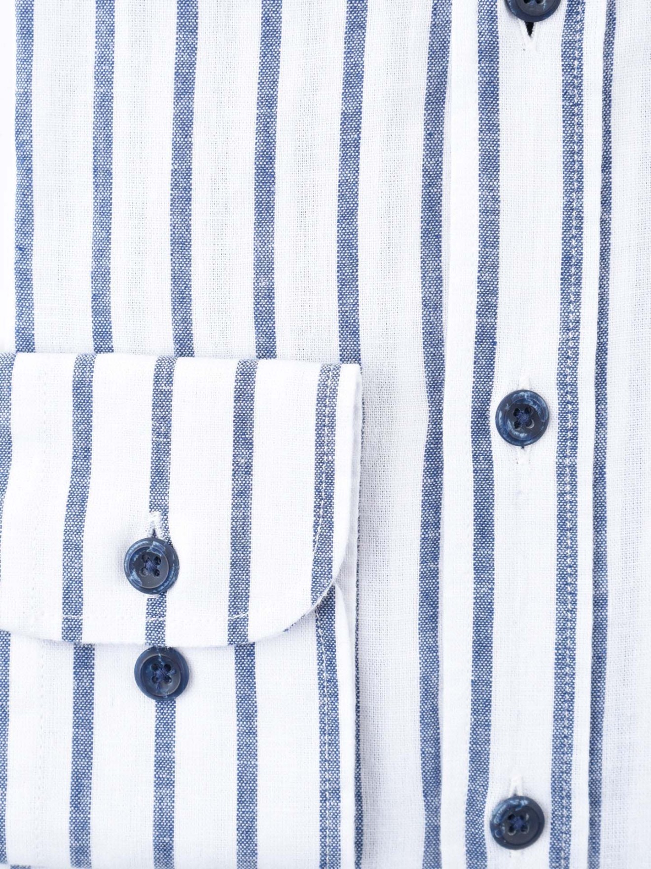 Camisa �s Riscas