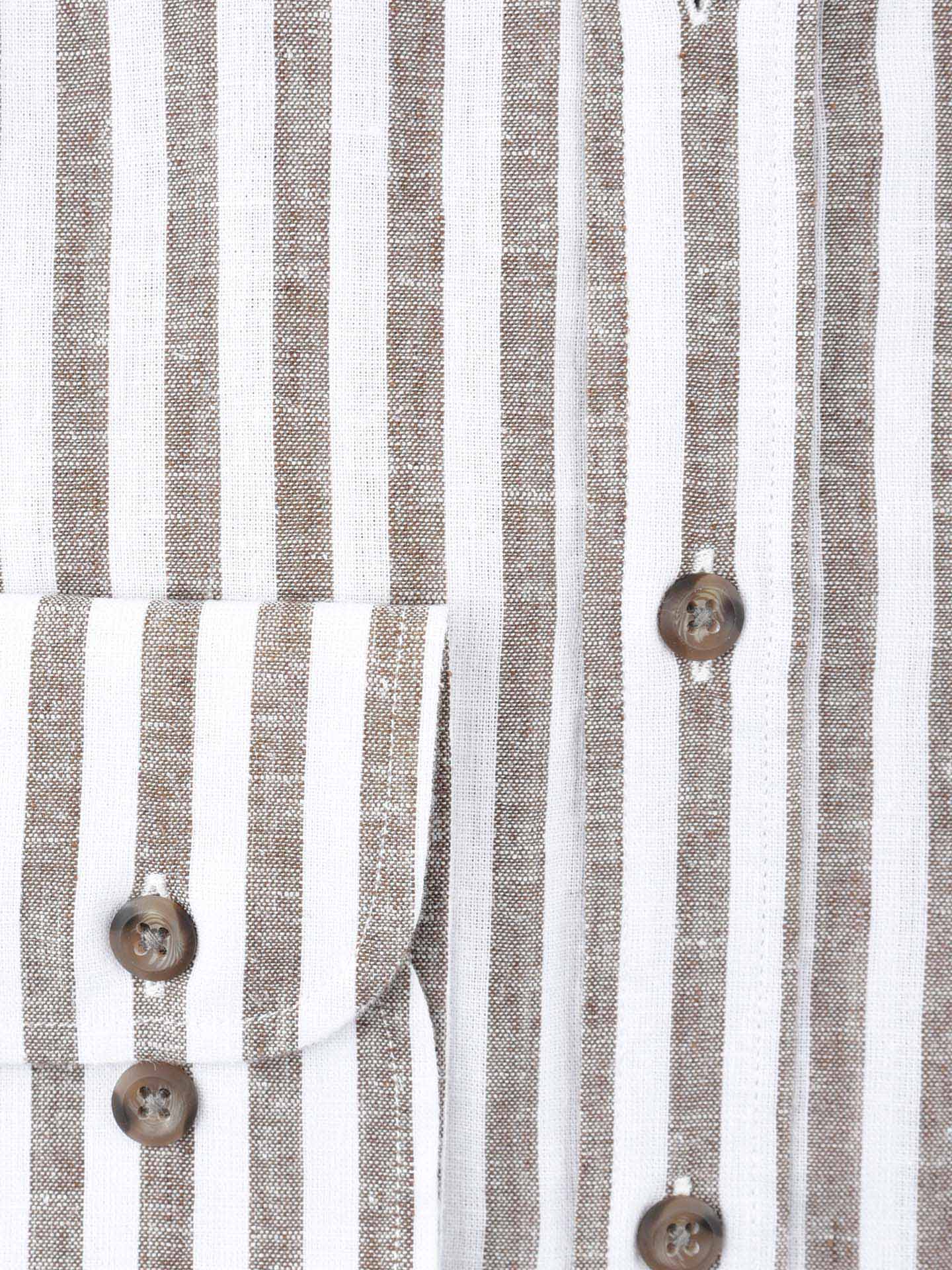 Camisa às Riscas