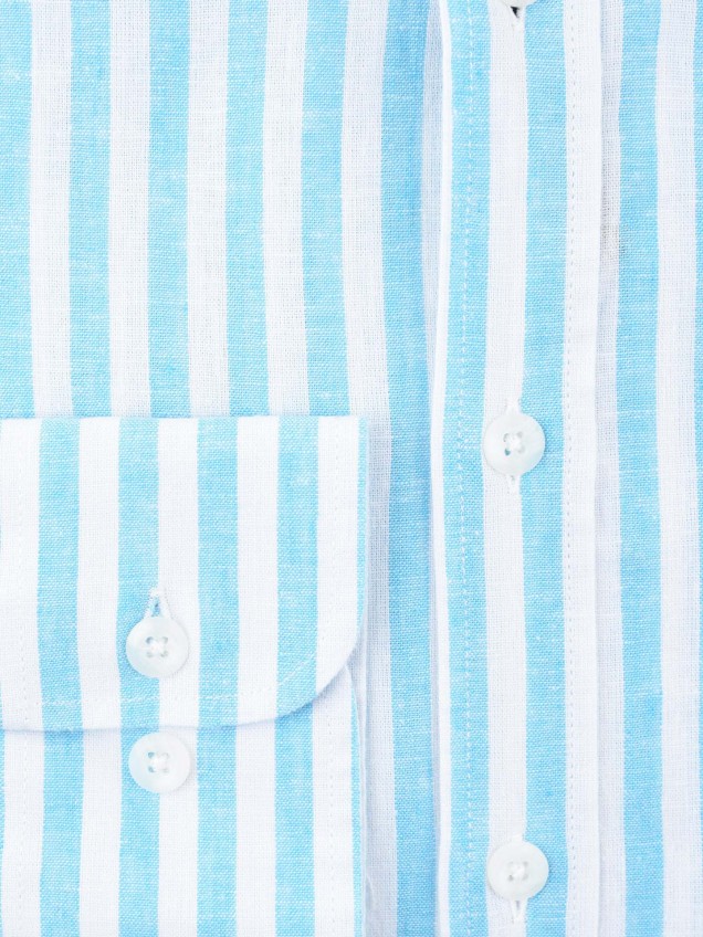 Camisa às Riscas