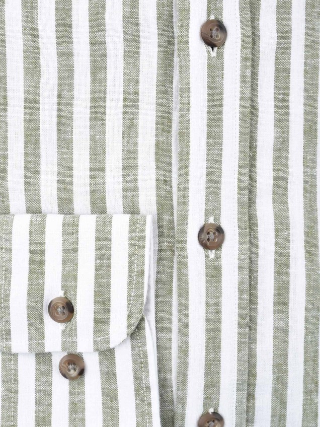 Camisa às Riscas