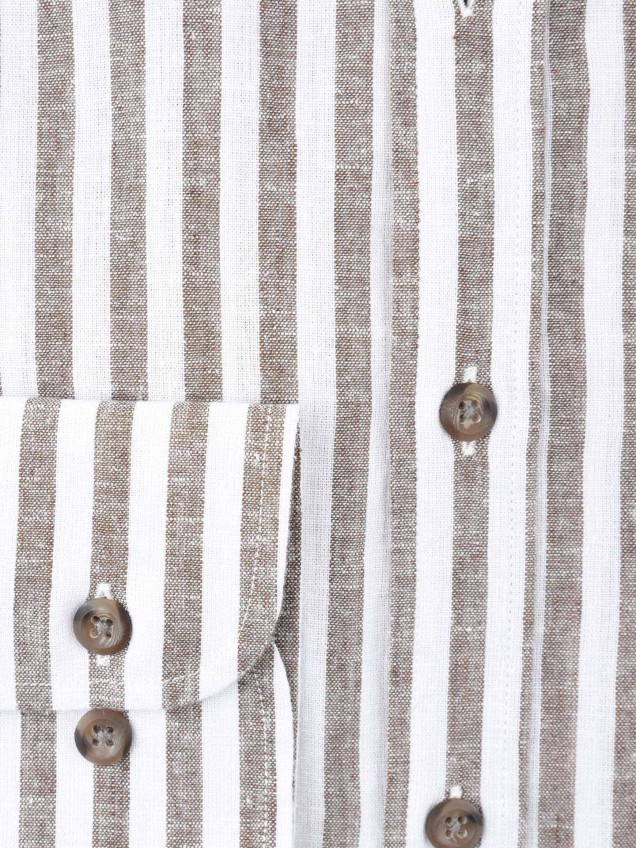 Camisa às Riscas