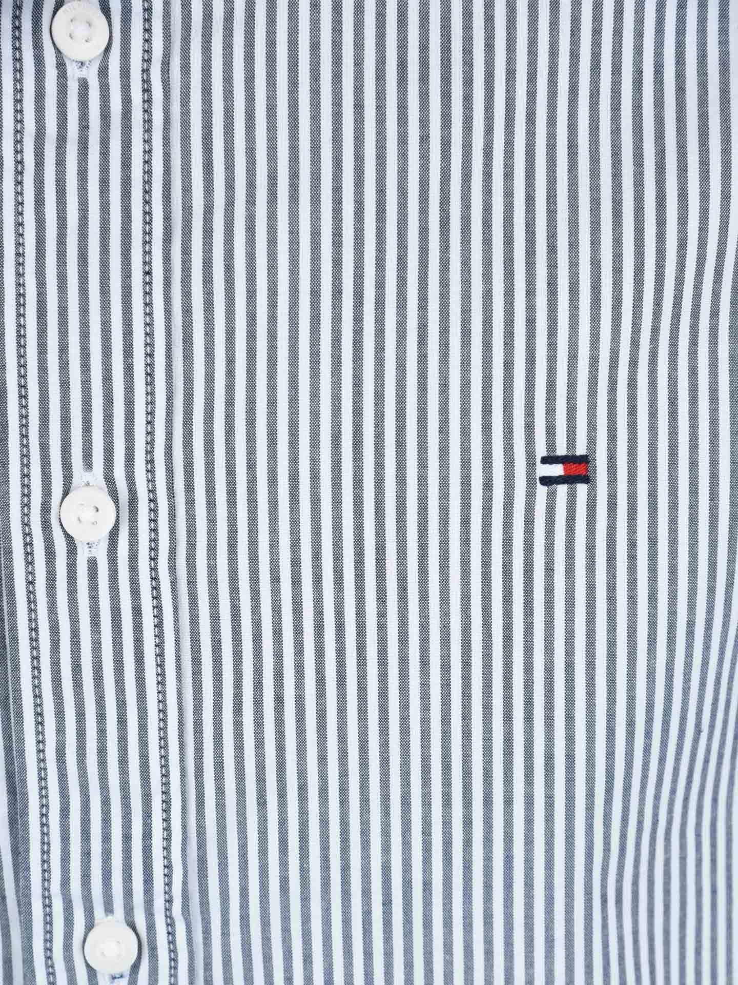 Camisa às Riscas