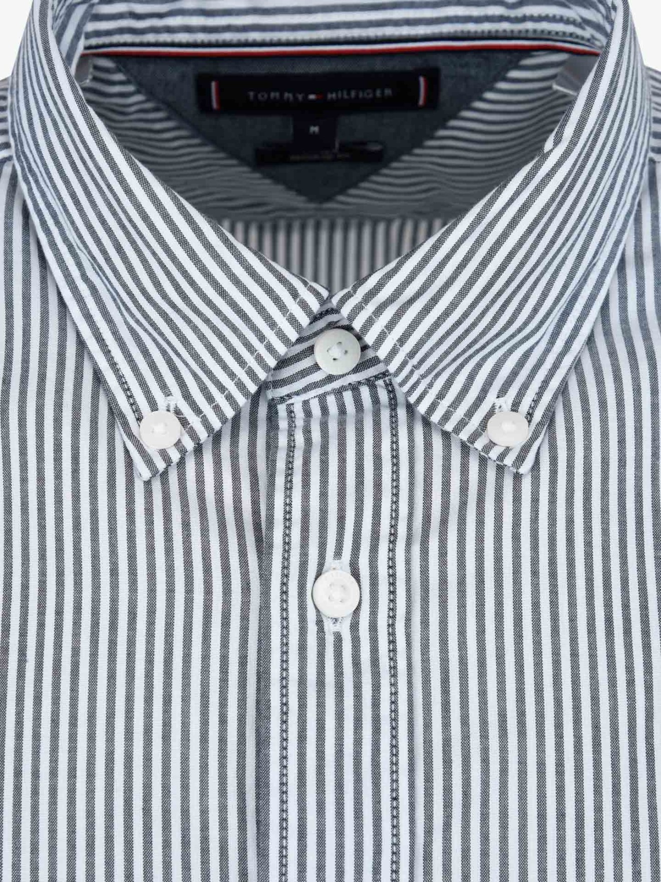 Camisa às Riscas