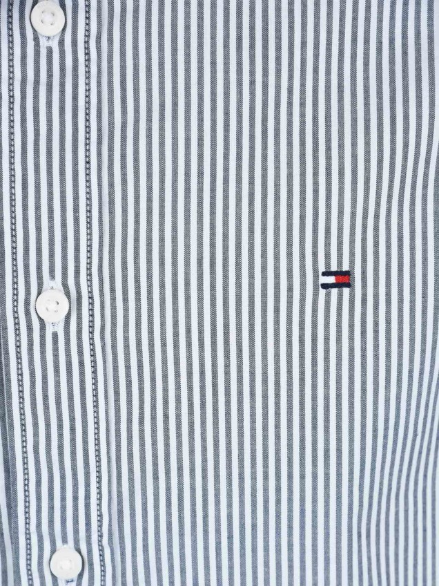 Camisa às Riscas