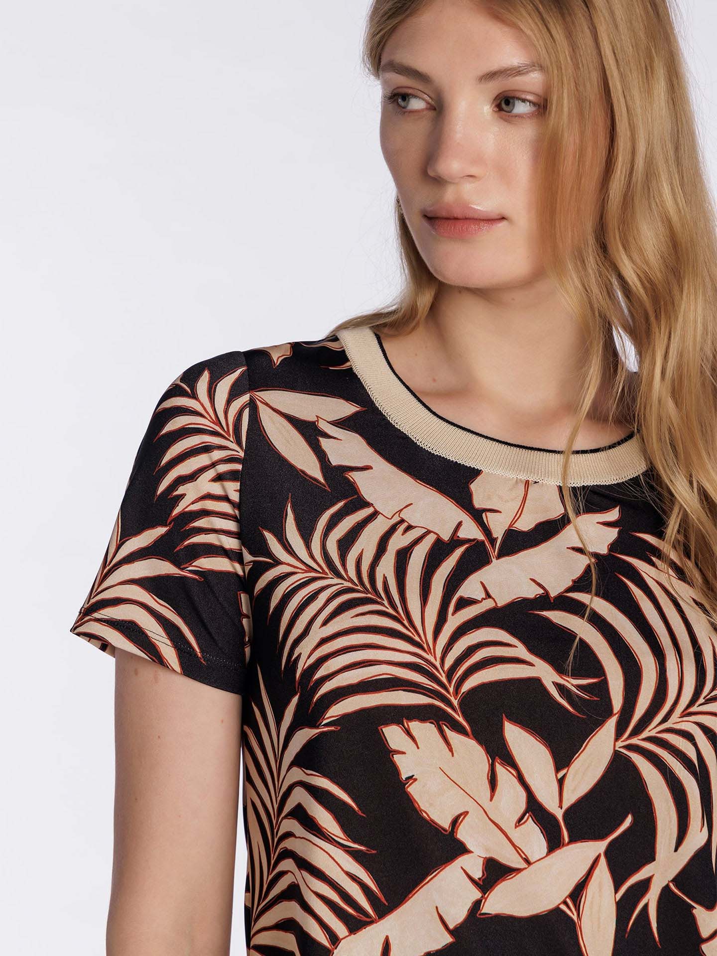 T-Shirt com Padrão