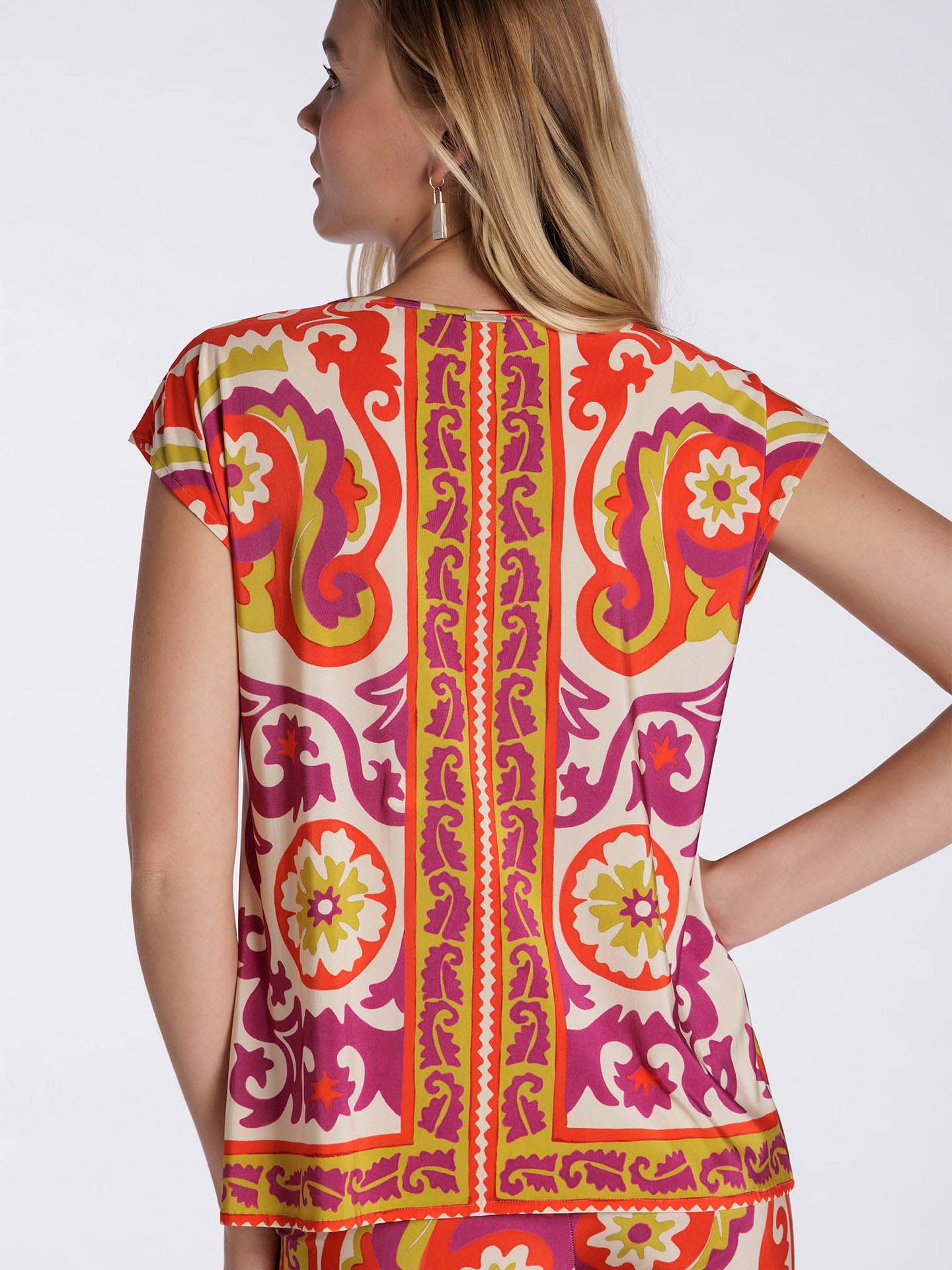 Blusa com Padrão