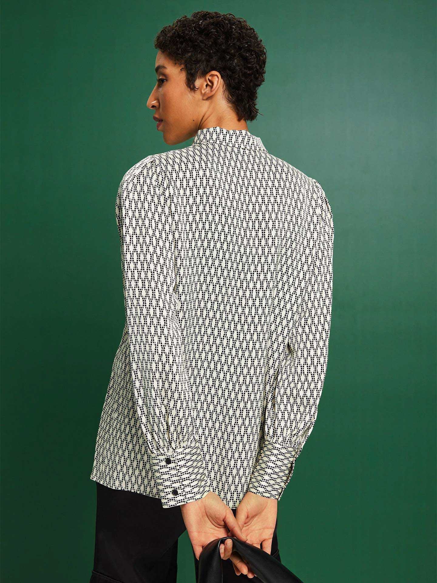 Camisa com Padrão