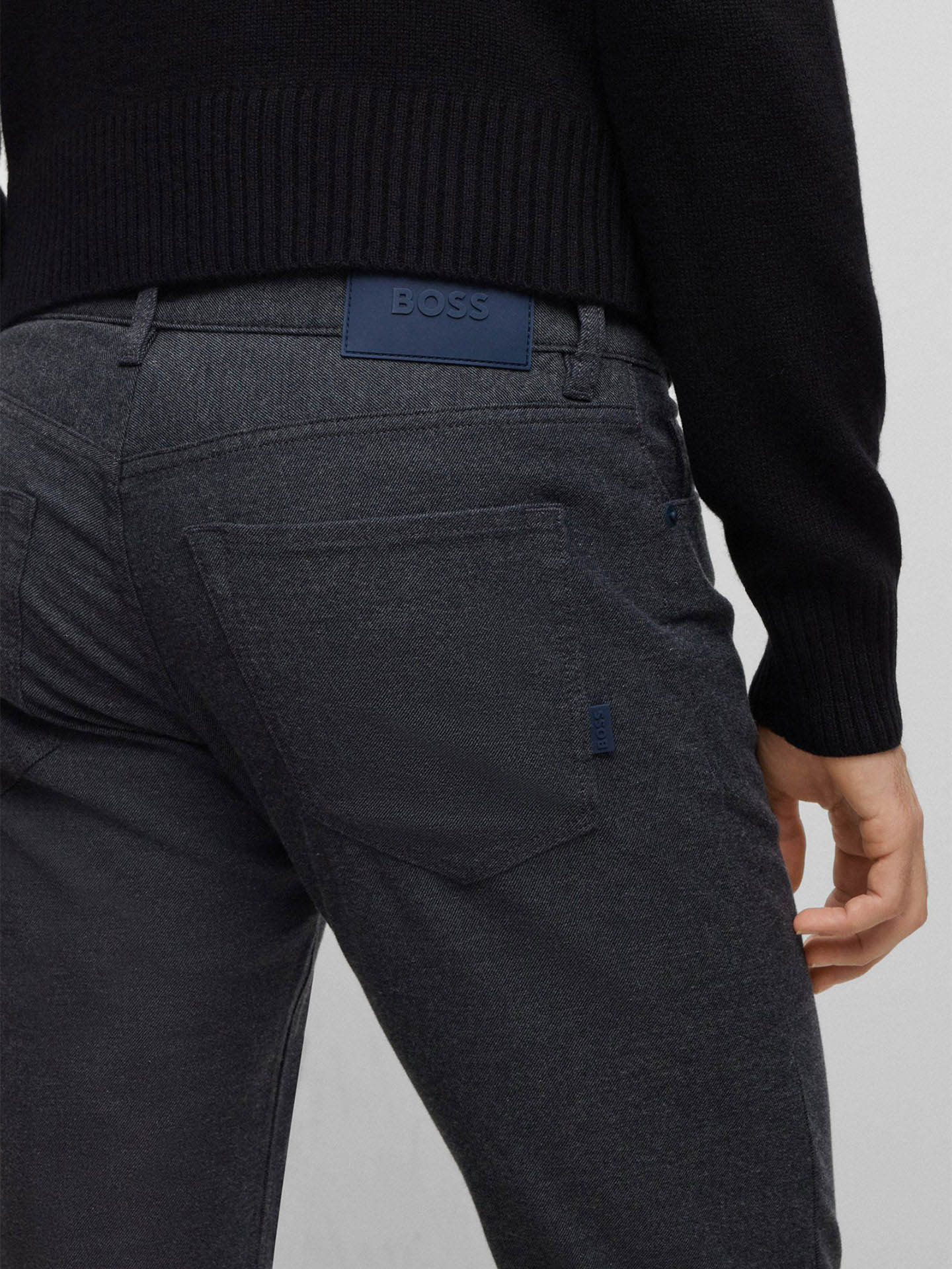 Calças Straight Fit