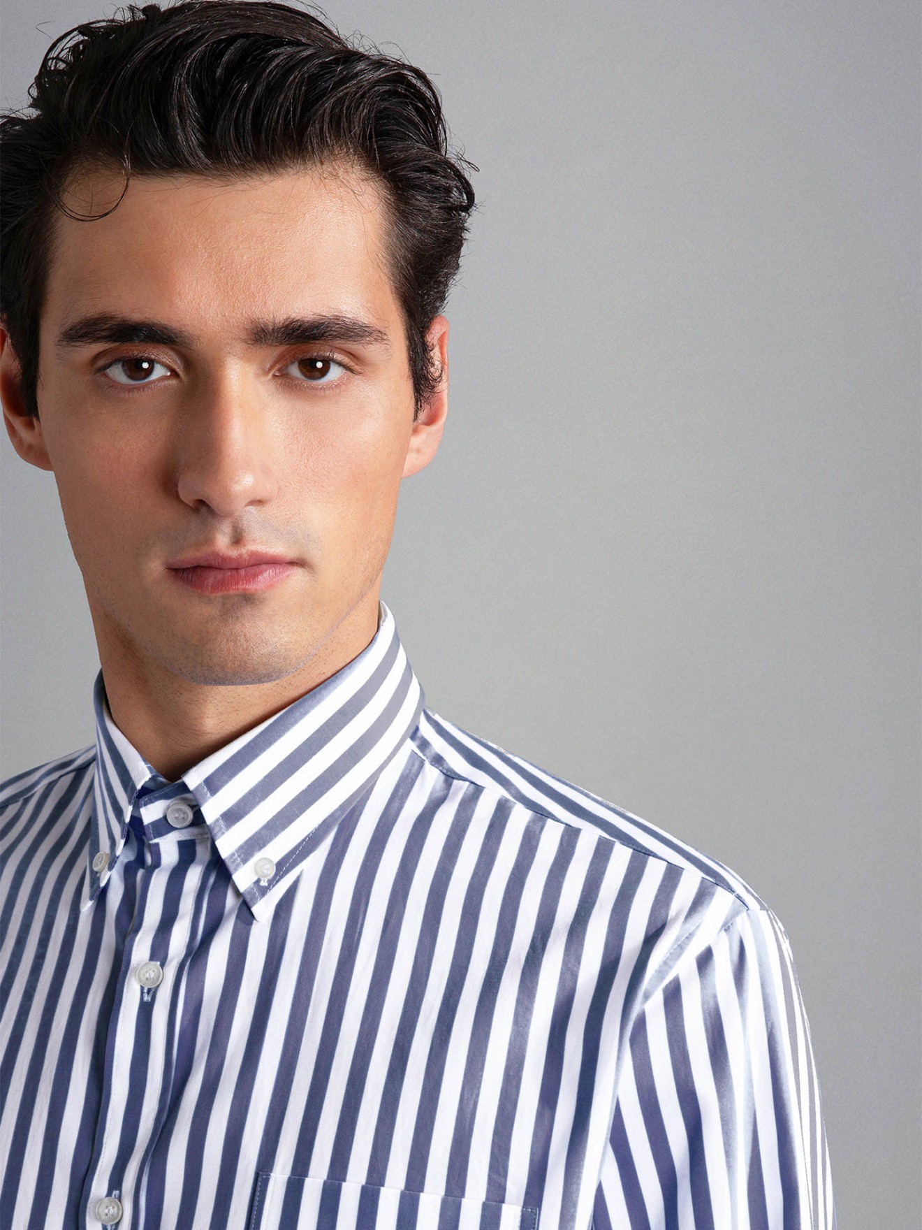 Camisa �s Riscas