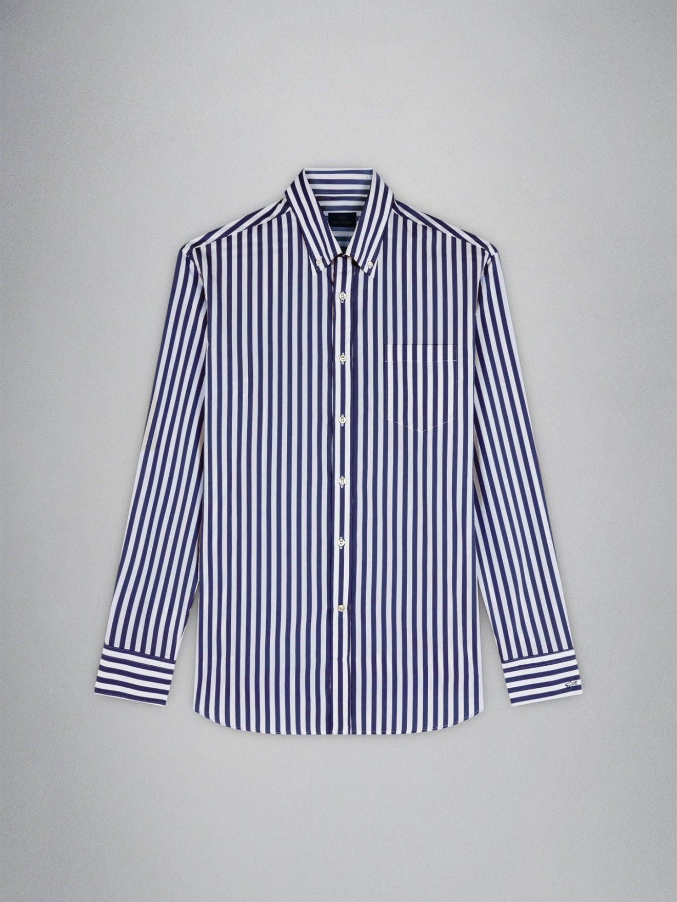 Camisa �s Riscas