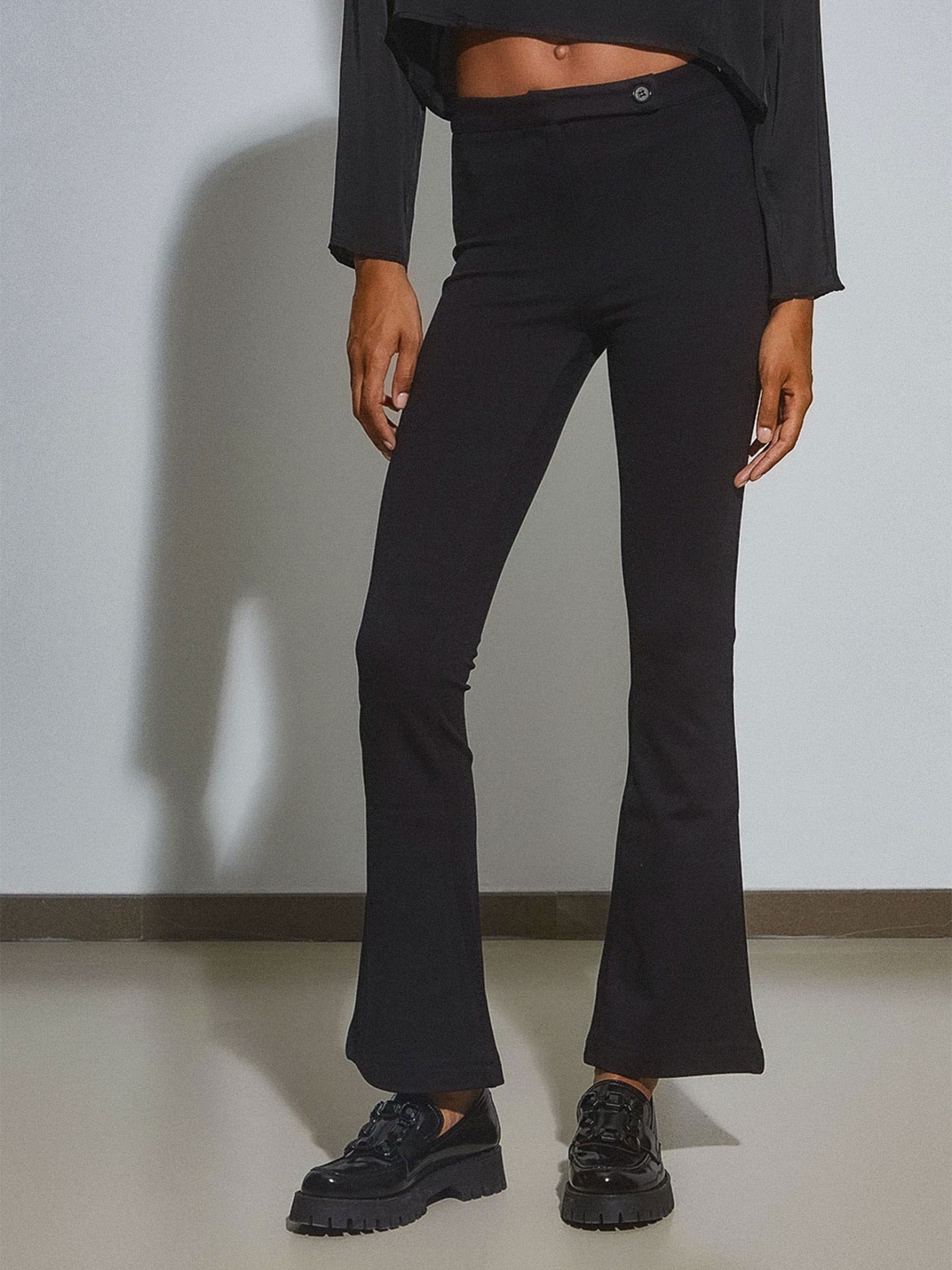 Cal�as Flared Fit