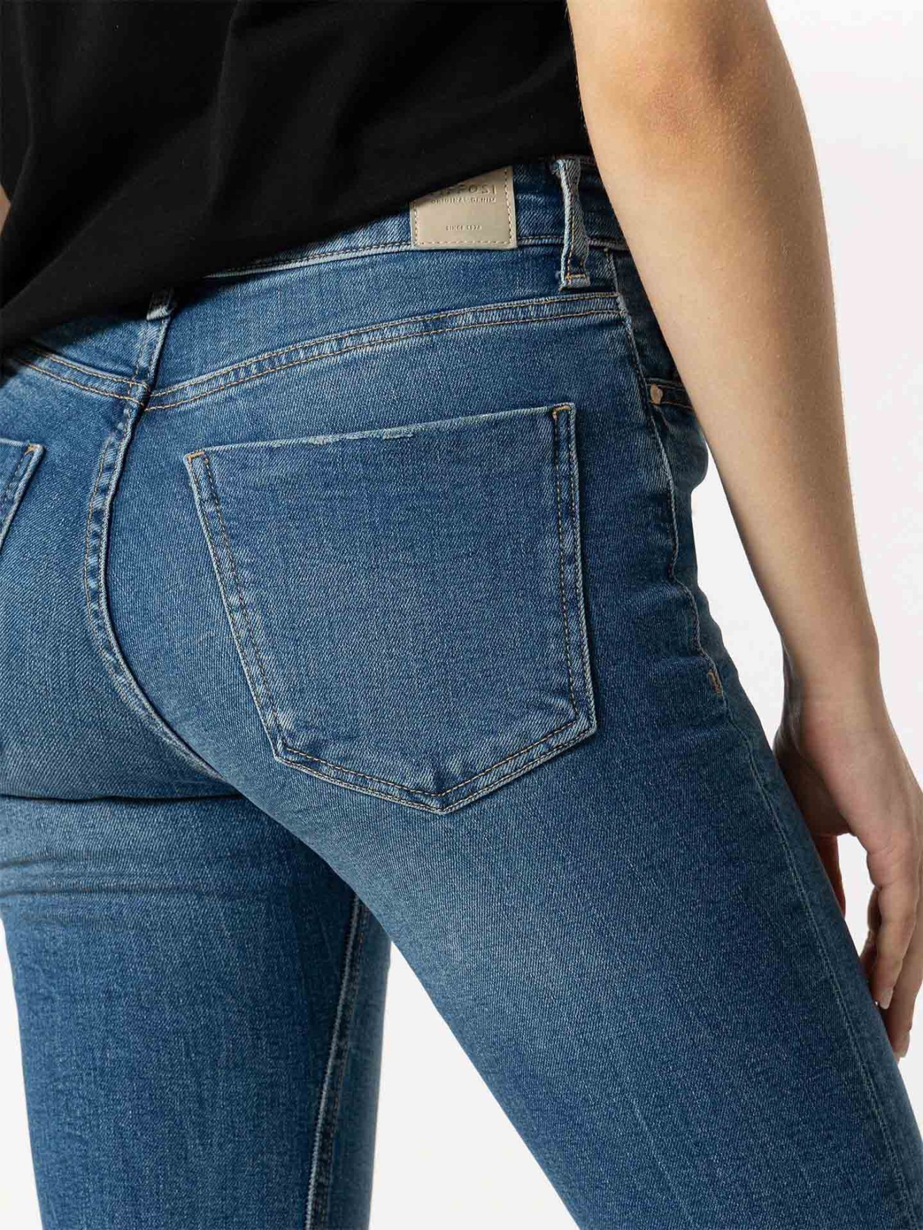 Cal�as de Ganga Cropped Fit