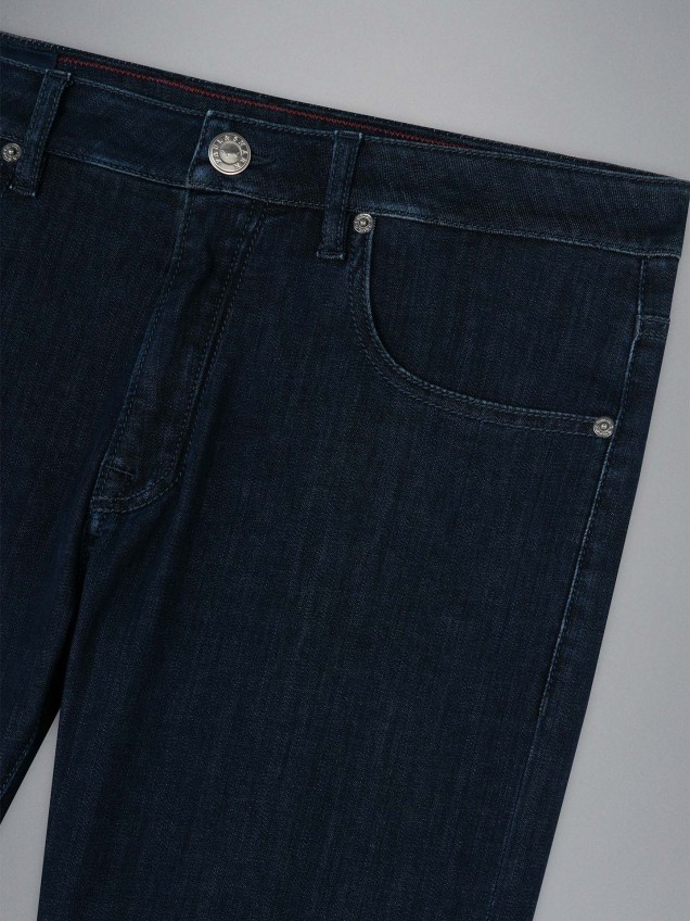 Calças Straight Fit