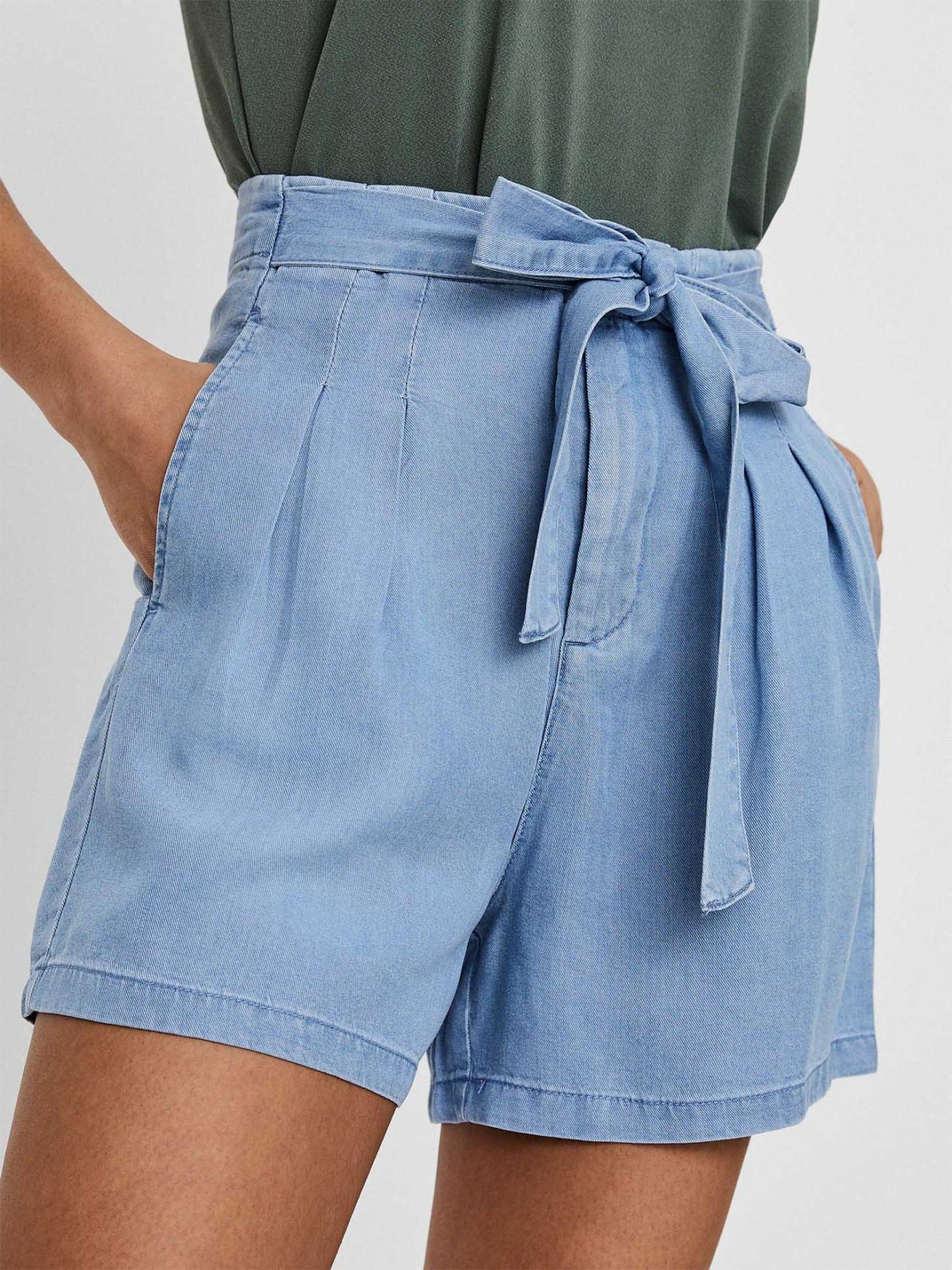 Calções Slim Fit