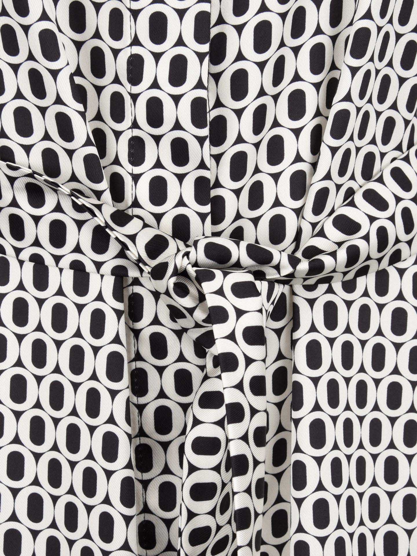 Vestido com Padrão