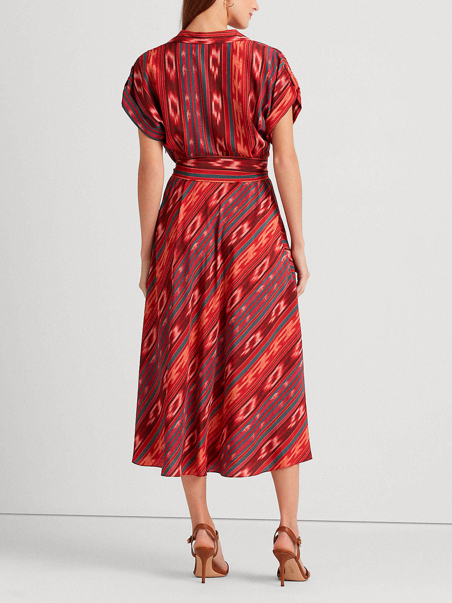 Vestido com Padrão