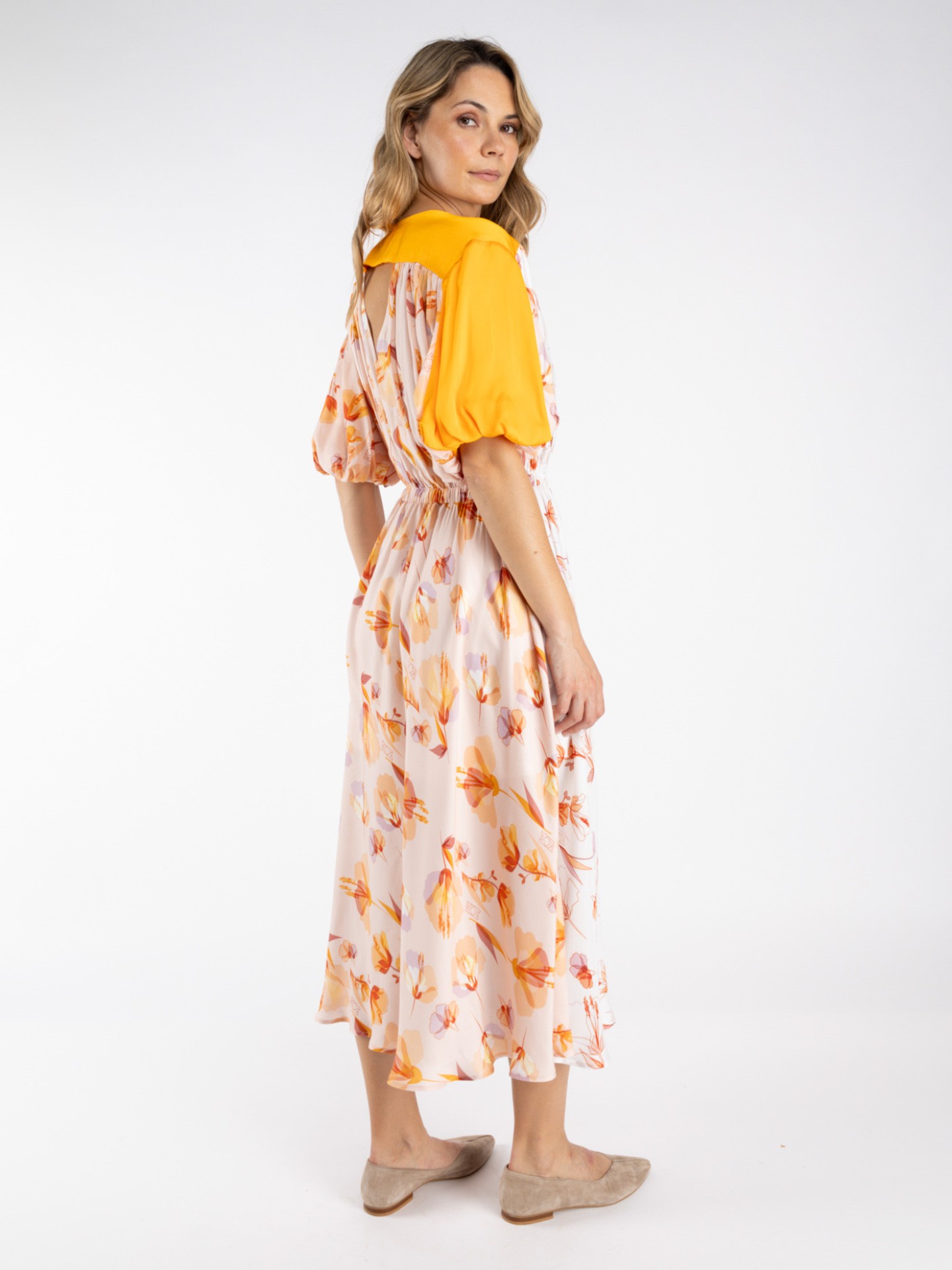 Vestido com Padrão