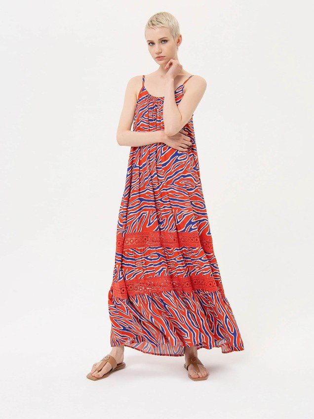 Vestido com Padr�o