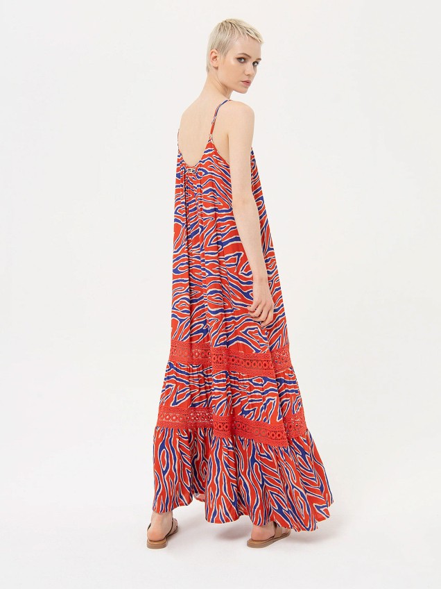 Vestido com Padrão